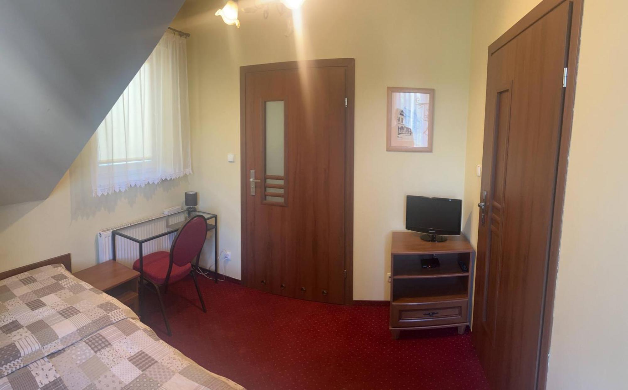 Zajazd Skorpion B&B 오시비엥침 외부 사진