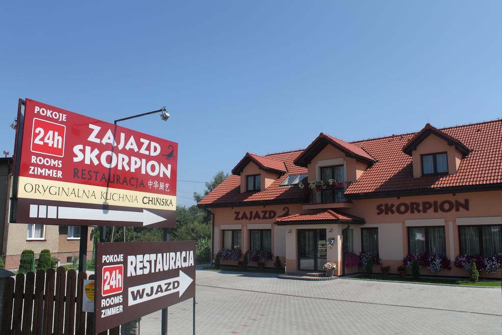 Zajazd Skorpion B&B 오시비엥침 외부 사진