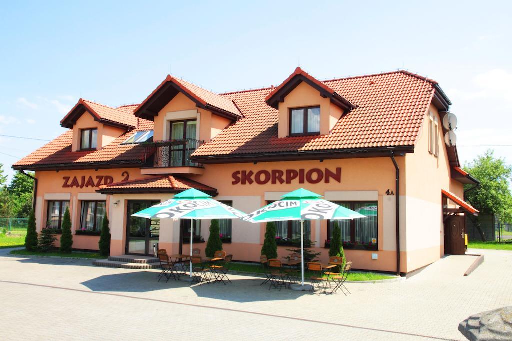 Zajazd Skorpion B&B 오시비엥침 외부 사진