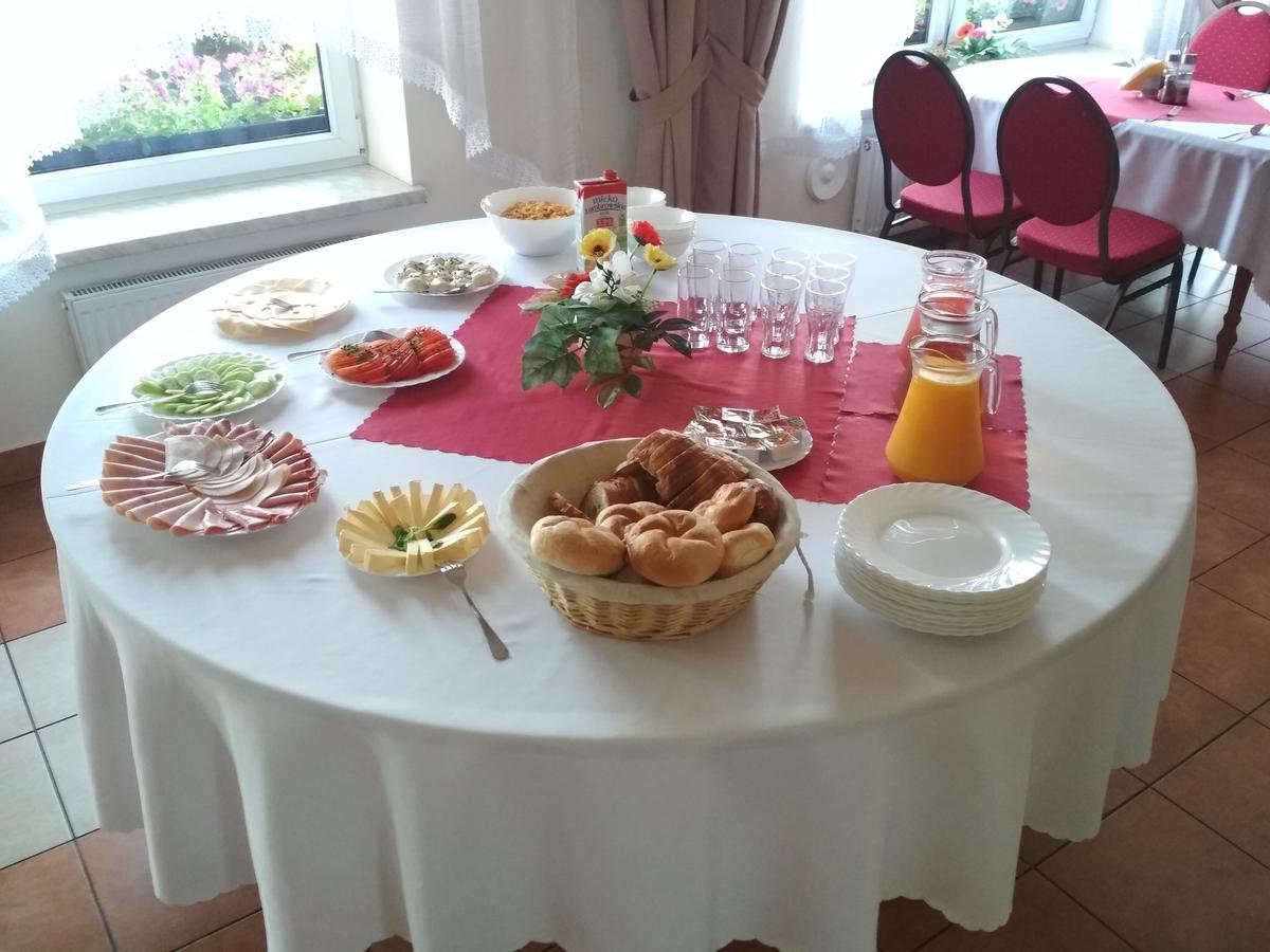 Zajazd Skorpion B&B 오시비엥침 외부 사진